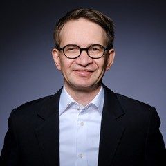 Martin Steinmüller Porträt von Martin Steinmüller, Programm-Manager für Organisationsentwicklung und Transformation aus Berlin.
